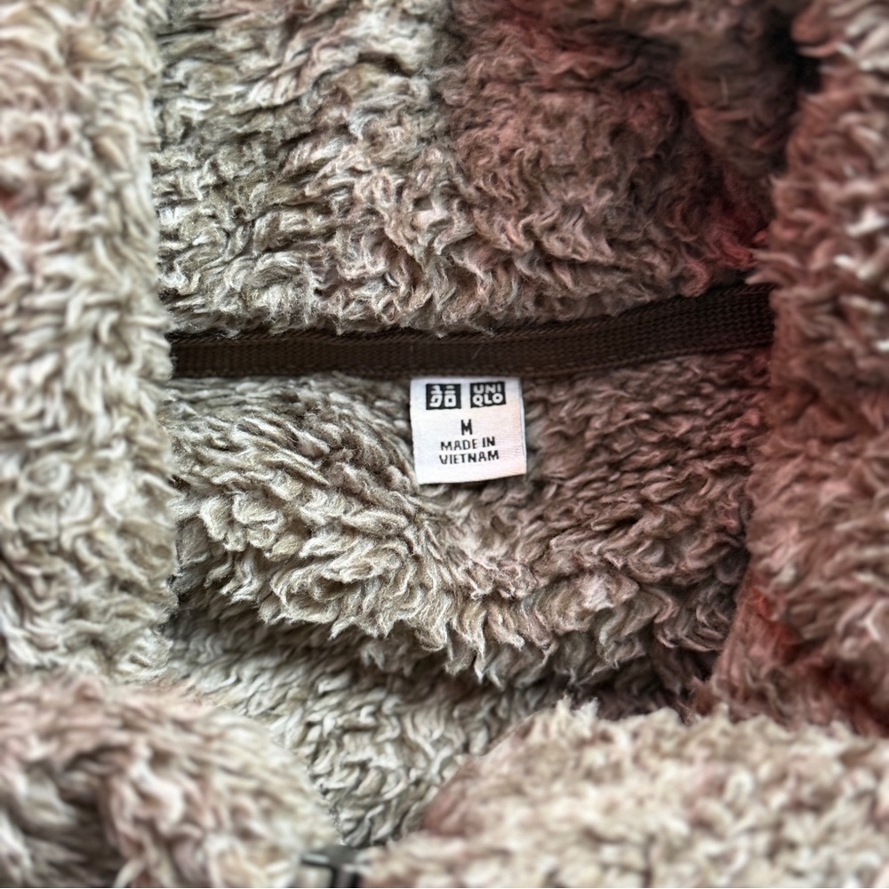 UNIQLO Sherpa Fleece Zip Jacket – Beige/Tan – Size M - Picture 6 of 6